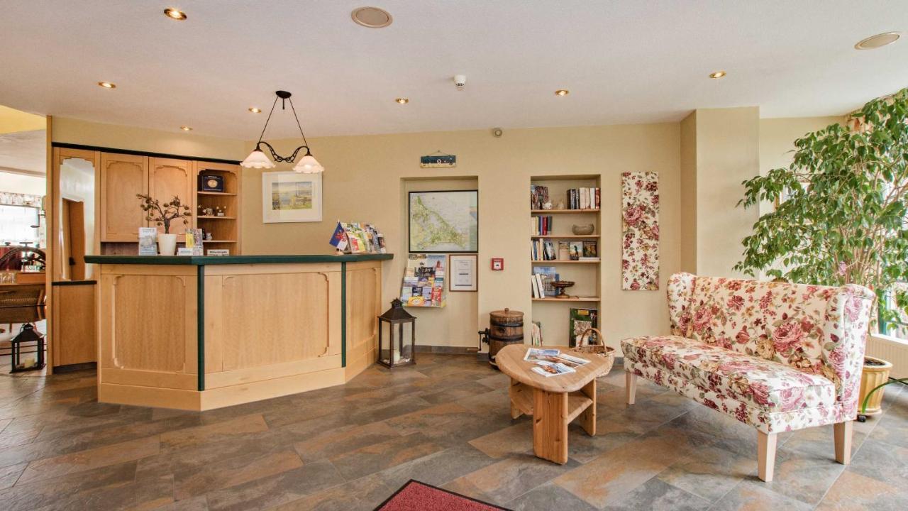 Hotel Garni Nussbaumhof Uckeritz Eksteriør bilde
