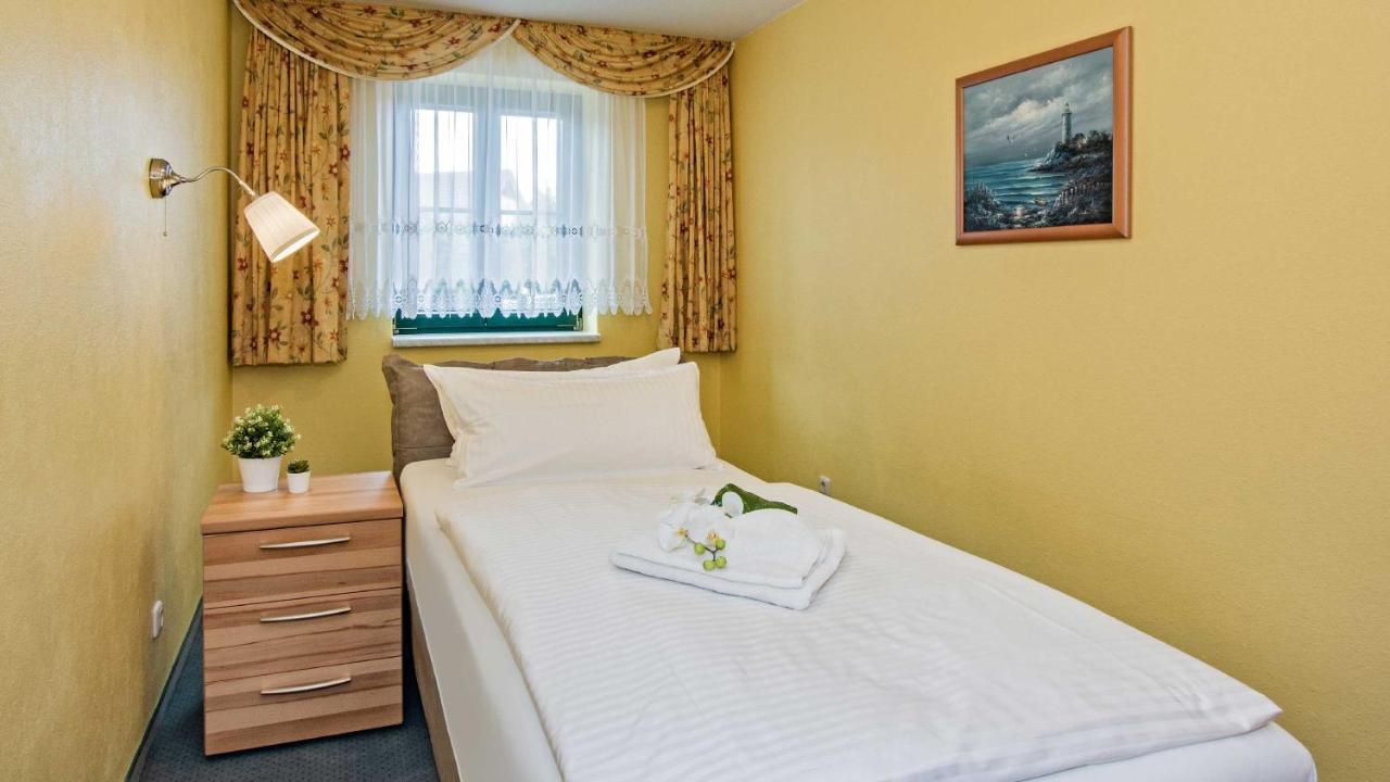 Hotel Garni Nussbaumhof Uckeritz Eksteriør bilde